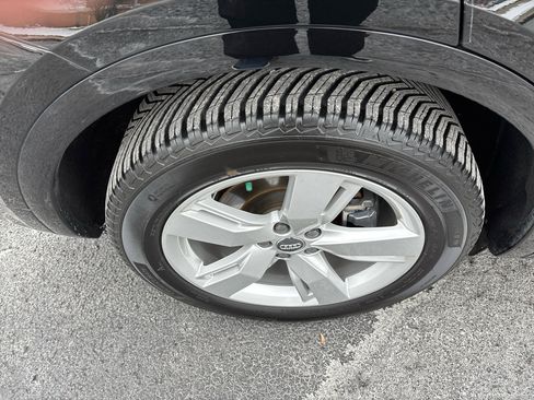 Used 2019 Audi Q5 2.0T Premium Plus w/ Premium Plus Package image 16