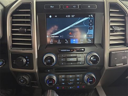 Used 2018 Ford F150 Platinum w/ Equipment Group 701A Luxury image 17