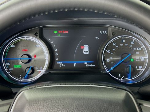 Certified 2024 Toyota Venza LE AWD/4WD image 12