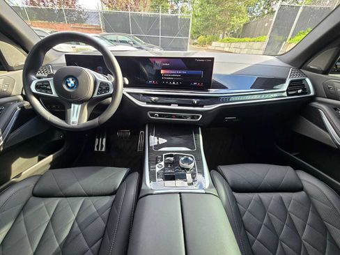 Used 2024 BMW X5 xDrive50e w/ Executive Package AWD/4WD image 18