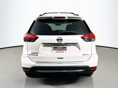 Used 2017 Nissan Rogue SV w/ Midnight Edition Package image 6