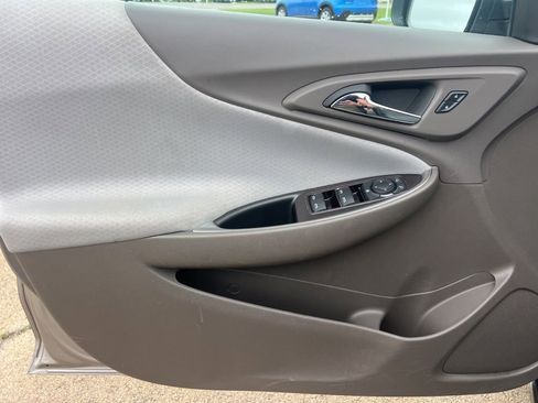 Used 2025 Chevrolet Malibu LT FWD image 11