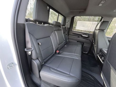 New 2026 GMC Sierra 3500 SLT image 36