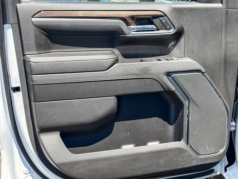 Used 2023 Chevrolet Silverado 1500 LT AWD/4WD image 41