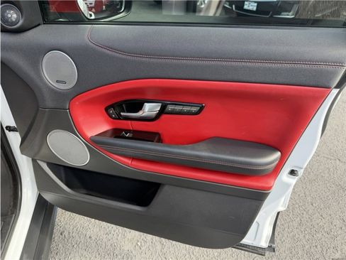 Used 2017 Land Rover Range Rover Evoque HSE Dynamic image 32