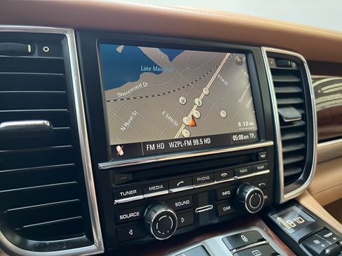 Used 2012 Porsche Panamera AWD/4WD image 65