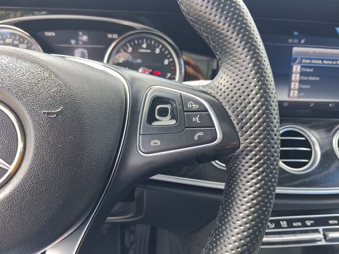 Used 2017 Mercedes-Benz E 300 image 17