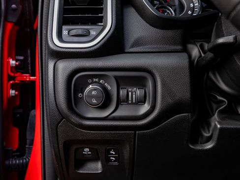 Used 2025 RAM 1500 Big Horn image 21