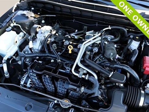 Used 2024 Nissan Altima 2.5 SV image 9