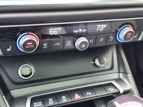 Used 2023 Audi Q3 2.0T Premium Plus w/ Premium Plus Package image 16