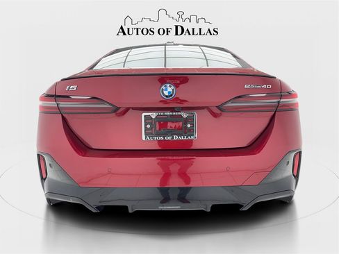 Used 2025 BMW i5 eDrive40i w/ M Sport Package image 10