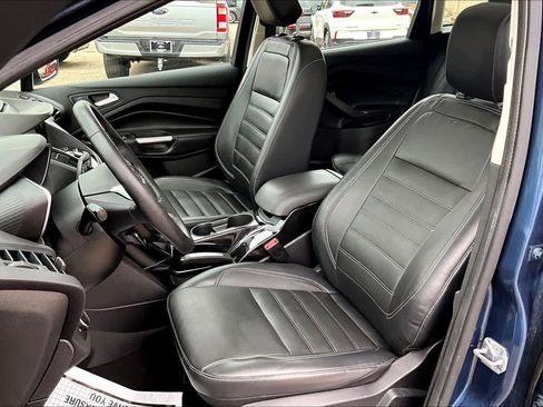 Used 2018 Ford C-MAX Titanium w/ Equipment Group 301A image 8