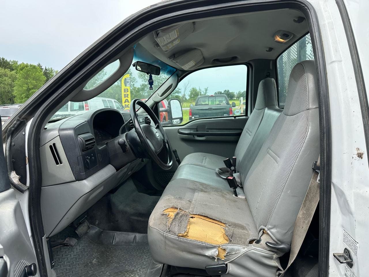 Used 2007 Ford F550 Luxury RWD image 7