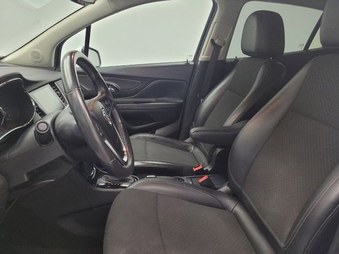 Used 2018 Buick Encore Preferred image 17