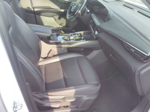 Used 2024 Buick Envision Preferred AWD/4WD image 9