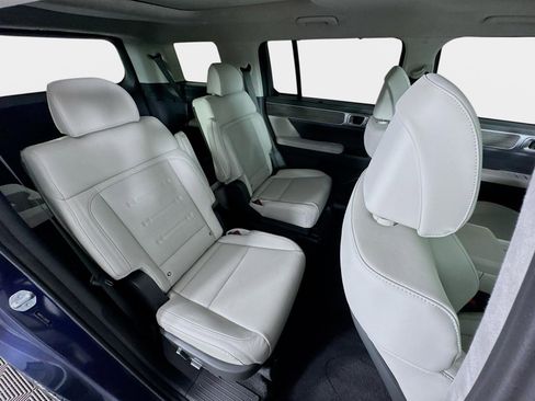 Used 2025 Hyundai Santa Fe Calligraphy image 29