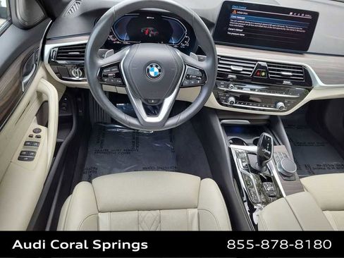 Used 2021 BMW 530e w/ Premium Package RWD image 18