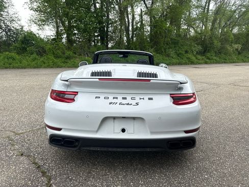 Used 2019 Porsche 911 Turbo S AWD/4WD image 4