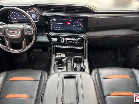 Certified 2022 GMC Sierra 1500 AT4 w/ AT4 Premium Package AWD/4WD image 15