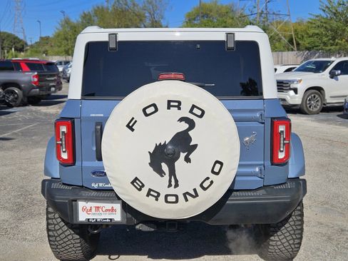 Certified 2024 Ford Bronco Heritage Edition image 5