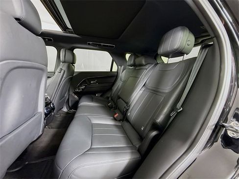 Used 2025 Land Rover Range Rover Sport Dynamic SE image 24