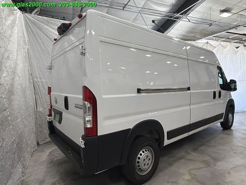 Used 2024 RAM ProMaster 2500 w/ Convenience Group FWD image 8