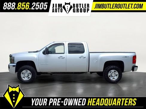 Used 2010 Chevrolet Silverado 2500 LT w/ Interior Plus Package AWD/4WD image 18