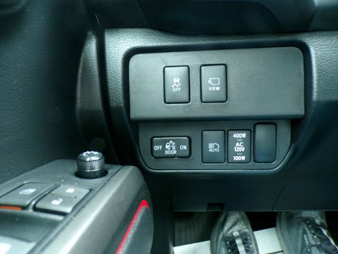 Used 2023 Toyota Tacoma TRD Sport image 24