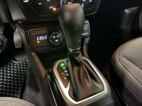 Used 2023 Jeep Renegade Trailhawk AWD/4WD image 27