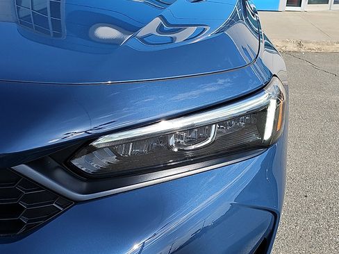 Used 2025 Honda Civic LX image 9