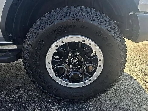 Used 2023 Ford Bronco Outer Banks w/ Sasquatch Package image 47