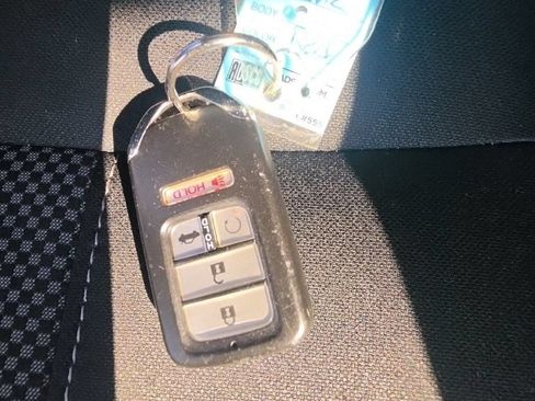 Used 2019 Honda Civic EX image 32