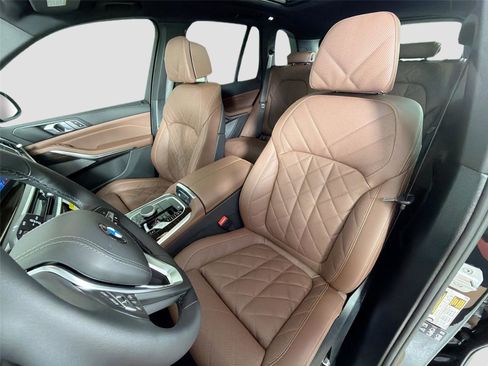 New 2026 BMW X5 xDrive40i w/ Climate Comfort Package AWD/4WD image 20