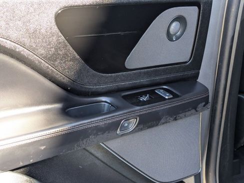 Used 2024 Lincoln Aviator Reserve image 27