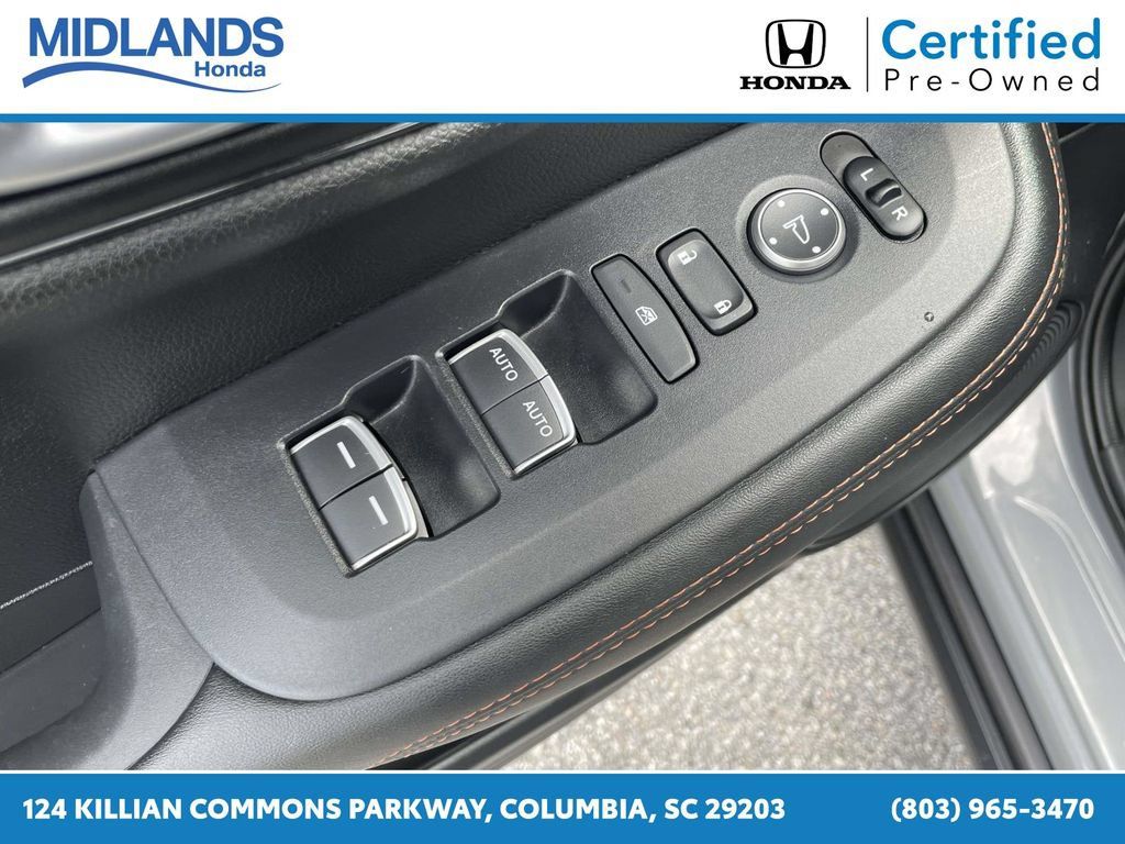 Certified 2025 Honda HR-V Sport image 16