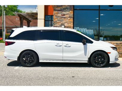 Used 2023 Honda Odyssey Sport