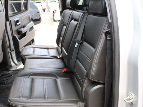 Used 2019 GMC Sierra 2500 Denali w/ Duramax Plus Package AWD/4WD image 34