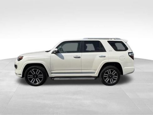 Used 2023 Toyota 4Runner Limited AWD/4WD image 12