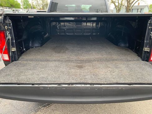 Used 2017 RAM 1500 Express AWD/4WD image 21