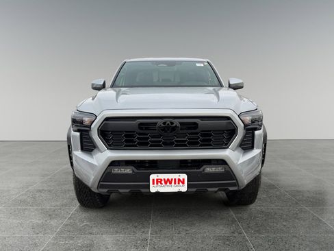 New 2026 Toyota Tacoma TRD Off-Road image 8