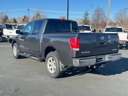 Used 2009 Nissan Titan SE w/ SE Drivers Convenience Pkg image 5