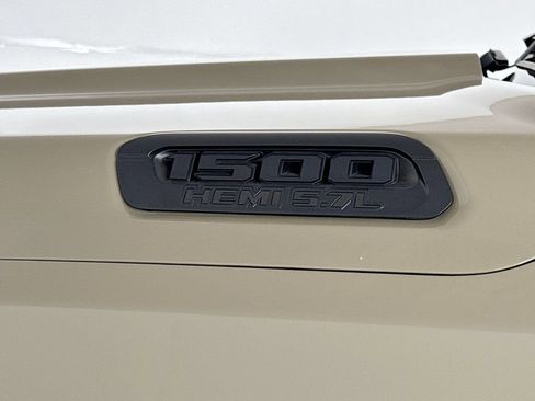 Used 2020 RAM 1500 Big Horn w/ Built-to-serve Edition AWD/4WD image 9