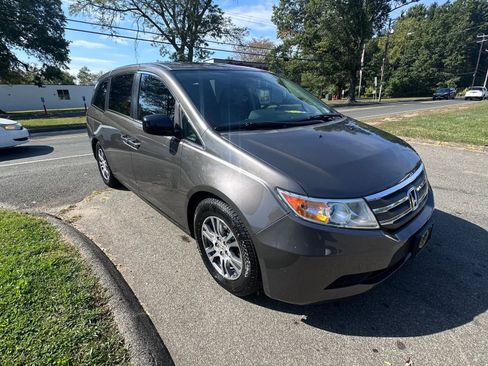 Used 2013 Honda Odyssey EX-L image 3