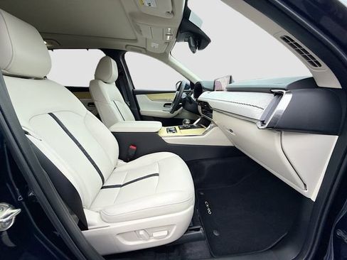 Certified 2025 MAZDA CX-90 3.3 Turbo S w/ Premium Plus image 33