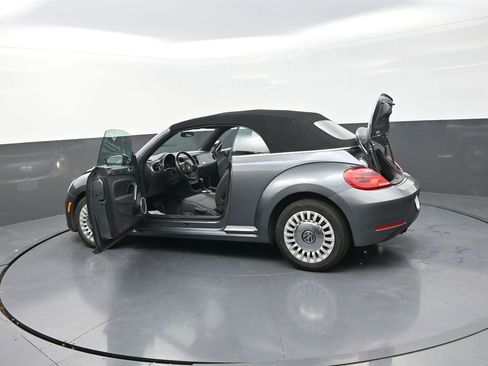 Used 2013 Volkswagen Beetle 2.5 image 33