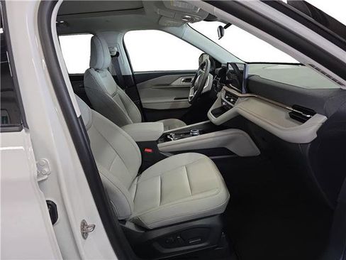 New 2026 Ford Explorer Active w/ Active Comfort Package image 15
