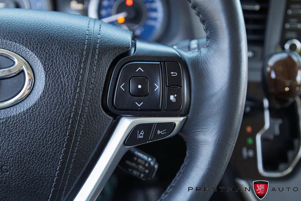Used 2020 Toyota Sienna Limited FWD image 30