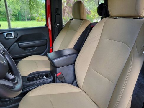 Used 2018 Jeep Wrangler Sport AWD/4WD image 21