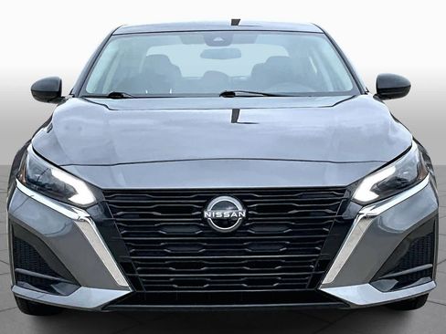 Used 2024 Nissan Altima 2.5 S image 4