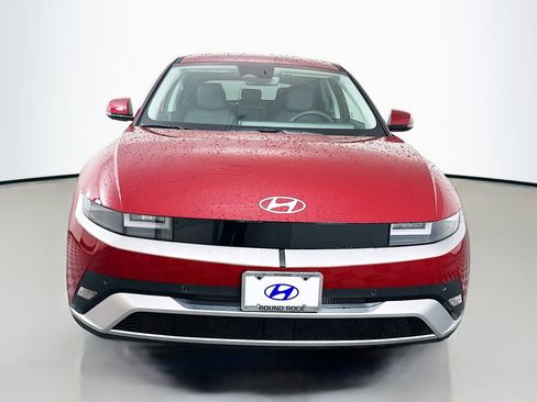 New 2026 Hyundai Ioniq 5 SEL image 2